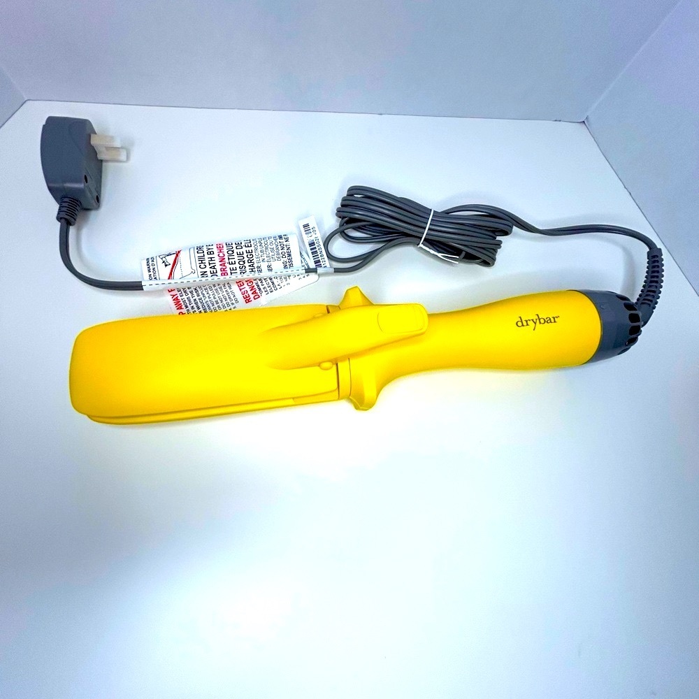 Drybar Yellow Styling Tool with Premium Accents. New in Box. Men or women - Picture 8 of 9